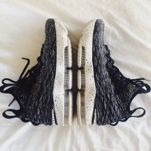 Nike LeBron 15 “Ashes” sz 6.5